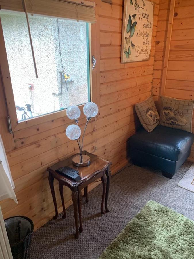 インヴァネス Cosy Countryside Cabinヴィラ エクステリア 写真